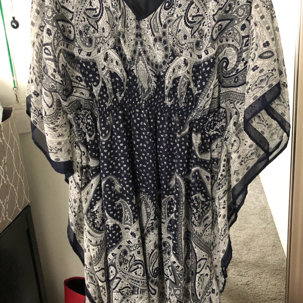 Maternity Clothes - image 3